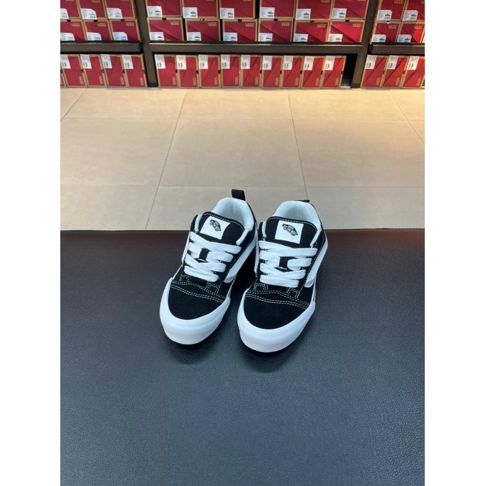 

Кроссовки Barnes Kids New School Knu Skool Black True White Vn000cyu6bt blacks/165