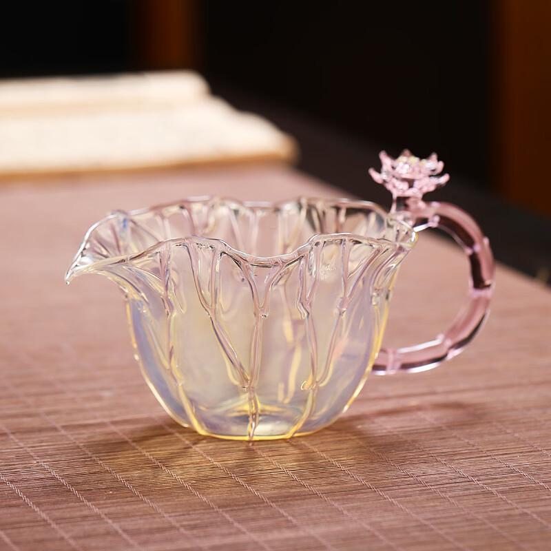 Changshen Smoked Gold Handle Glass Gongdao Tea Pitcher