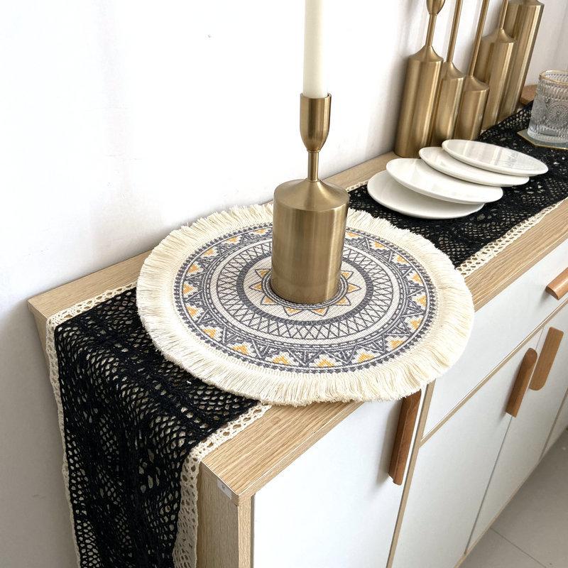 4er Set Boho Gewebte runde Tischsets Handgemachte Tischsets Gewebte Jute Quastenmatte RetroTischdekor Fransen Kaffeematte Fellknäuel Essmatte Pompom Home Decor