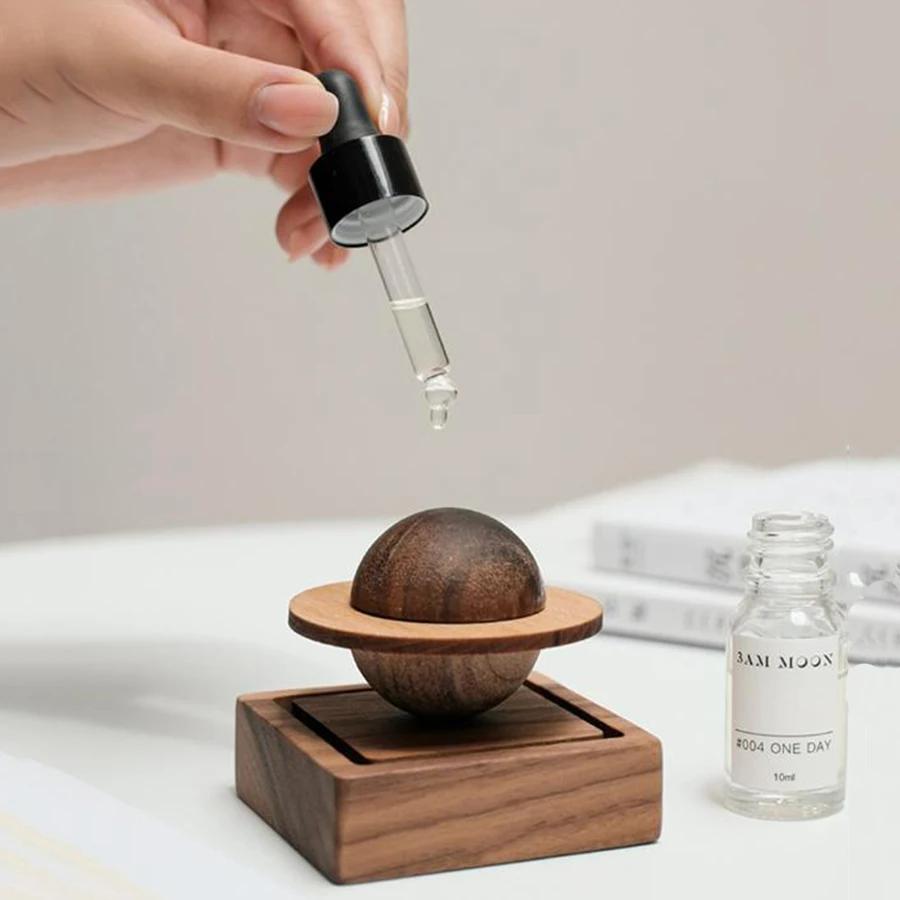 1pcs Difuser Wood Scent No Essential Oil Diffuser Jupiter Shape Home Decoration Fresh Air Present to Friend Dorm Room Essentials