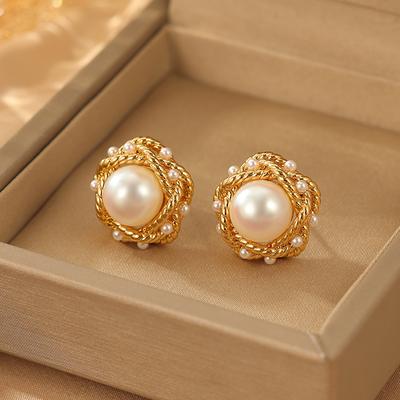 Twist winding ronde parel oorstekers Franse retro lichte luxe oorbellen dames antiek temperament Hong Kong stijl oorbellen accessoires