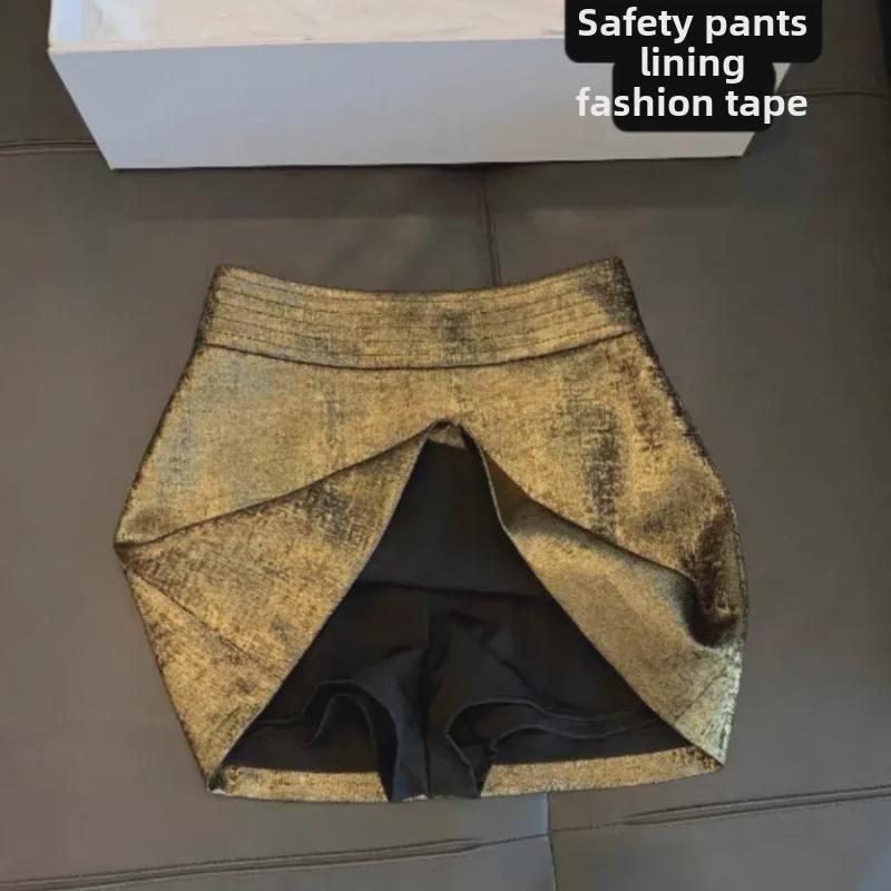 Podzim 2024 Sukně áčkového střihu se zlatým leskem s vysokým pasem