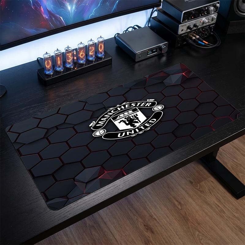 Tappetino per Mouse con Motivo a Tema Manchester United FC, Tappetino XXL per Scrivania da Gaming con Design del Logo del Calcio, Tappetino per Mouse del Computer Antiscivolo