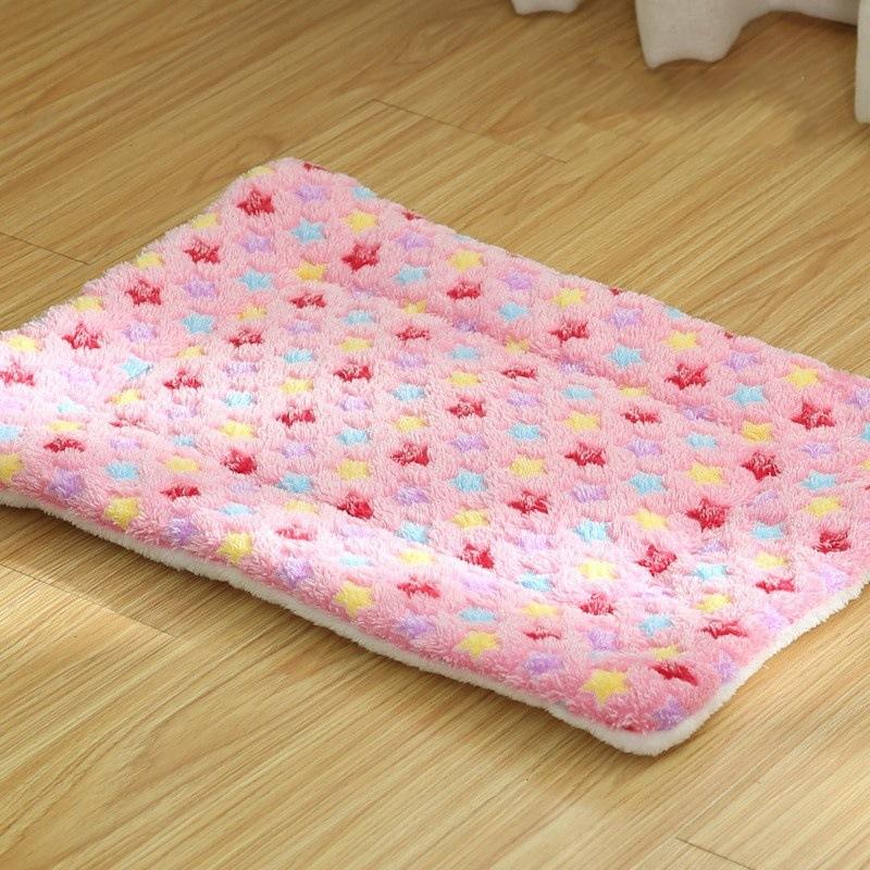 

1PC Daily Convenient Soft Pet Beds Lightweight Practical Fabric Breathability Comfortable Sofas Pet Mat Cats S/M/L S розовый