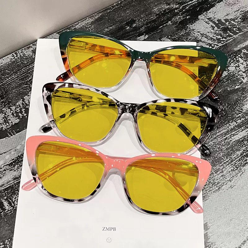 New Retro Cat Eye Night Vision Reading Glasses Women Popular Fashion Style Anti Blue Light High-definition Presbyopia Eyeglasses