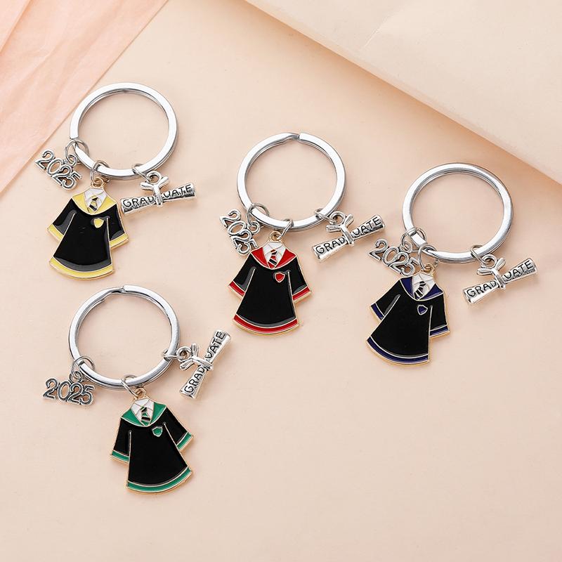 2/10 Pièces Porte-clés Cérémonie de Remise de Diplômes Mignon Créatif Chapeau de Diplômé Livre Robe Pendentif Porte-clés Cadeau Commémoratif Cérémonie de Remise de Diplômes