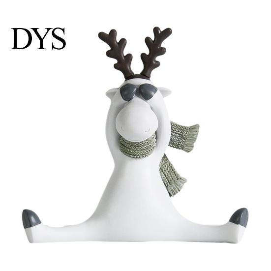 Moderne Wohnzimmer-Tischdekorationen Nordisch Minimalistisch Harz Rentierfigur mit Strickschal, Niedliche Heilende Hirschstatue, Mattweißer Boho-Tisch