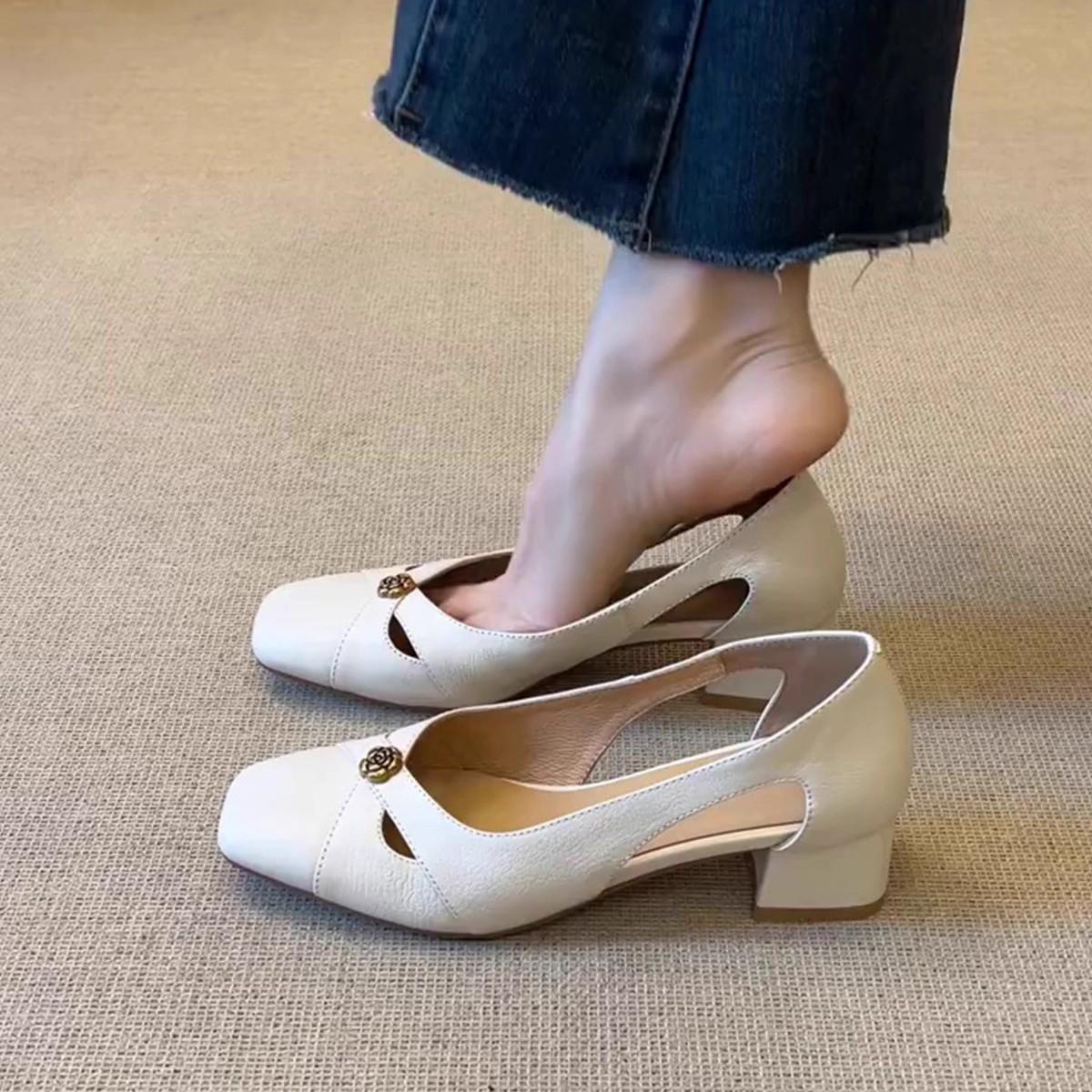 

Stylish and simple design, versatile hollow square head, high-end sense of extravagance, thick heel, summer women s shallow mouth single shoes 40