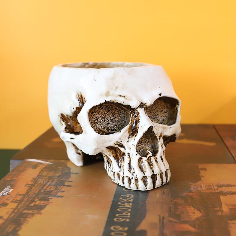 Halloween Skull Desk Ornament