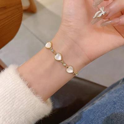 Korejský luxusní náramek Láska s kočičím okem - Módní letní šperk pro ženy