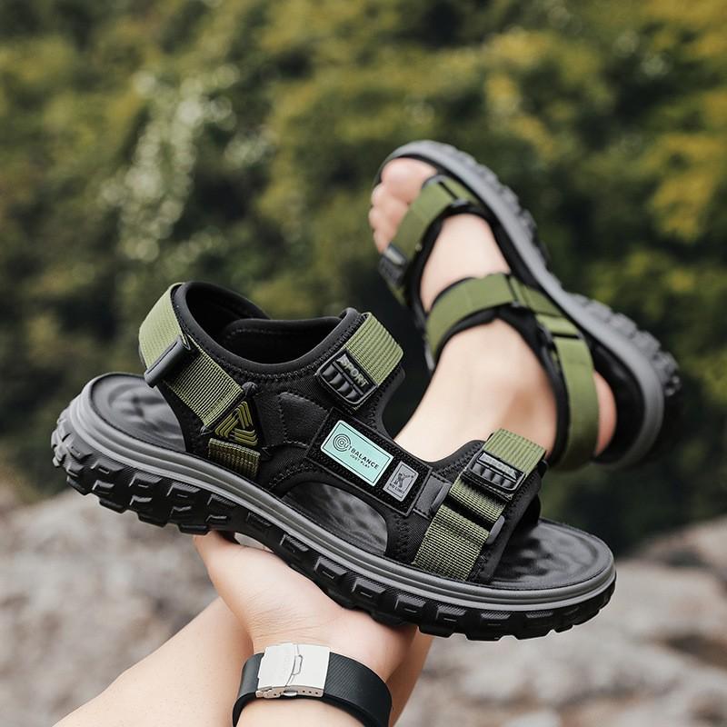 2024 summer men's wear breathable Vietnamese sandals men's trendy light casual sports men's shoes without stinky feet