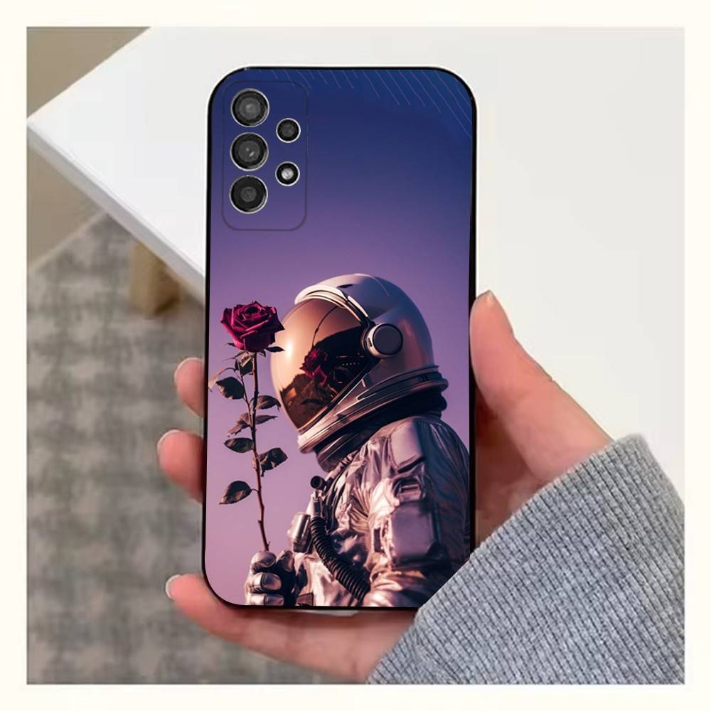 Cute Astronaut Phone For Samsung S22,S25,S24,S23,Ultra,FE,Plus,S21,S20,S10,S9,Lite,Soft Silicone Black