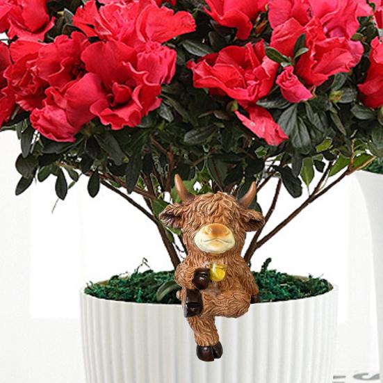 Figura de Vaca de las Tierras Altas Abrazadora de Macetas Divertida Decoración de Maceta de Resina Adorno de Animal de Granja Lindo para Interior Exterior Patio Balcón Jardín Césped