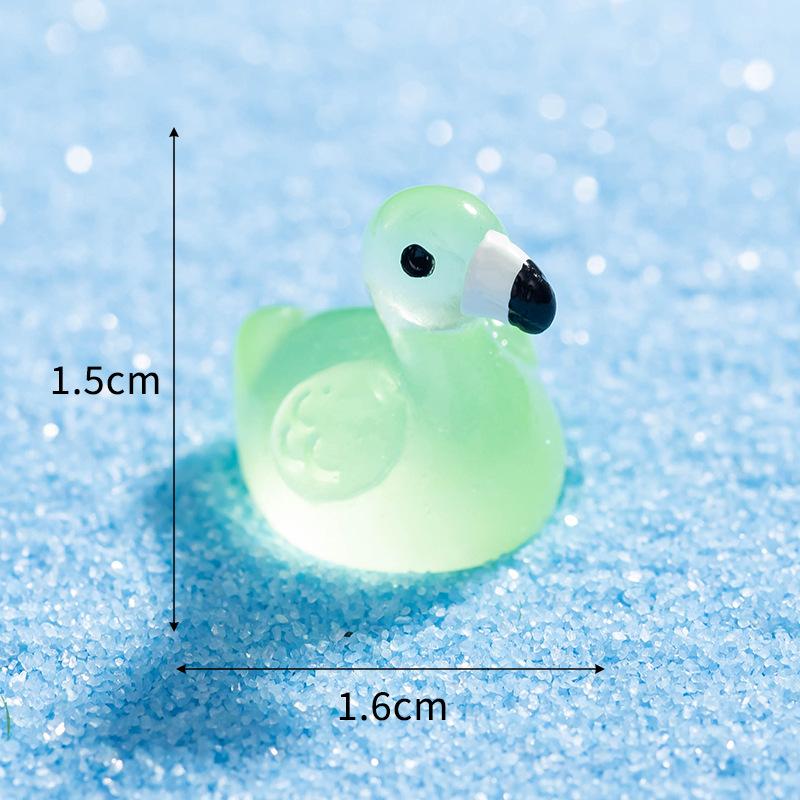 Cute Glow-in-the-dark Flamingo Resin Widget Micro Landscape Succulent Pot Diy Decorative Accessories