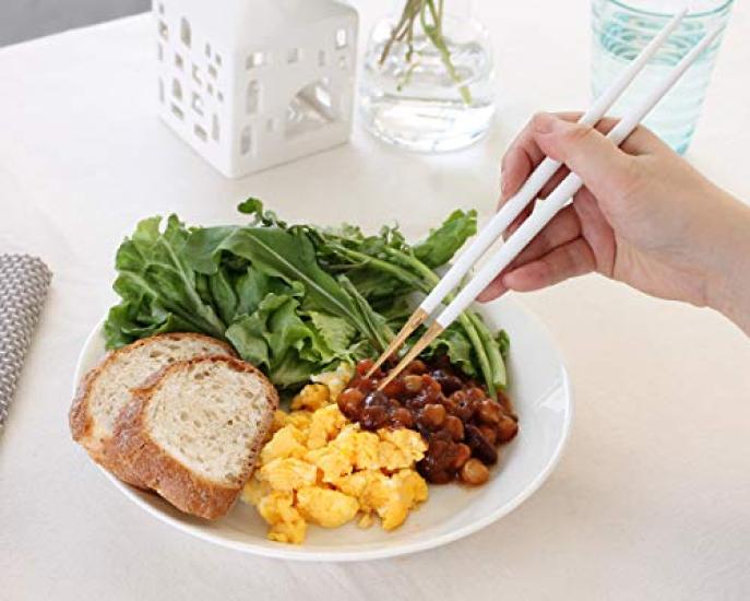 Cutipol GOA White Gold Chopsticks and Chopstick Rest Set G029GW