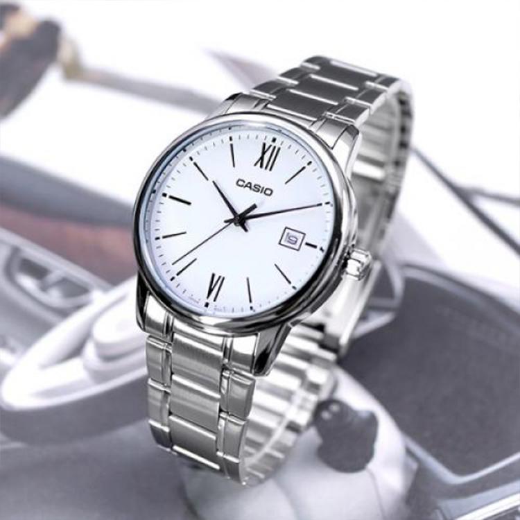 Casio Dress Series Simple Retro Small Round Watch Business Casual Fashion Stainless Steel Watch Quartz Movement Stainless Steel Strap MTP-V002D-7B3