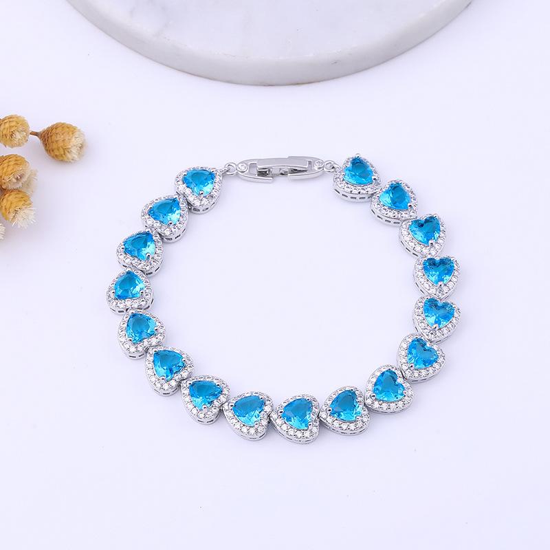 Koreanische Version Herzförmiges Edelsteinarmband mit Vollbesatz und Platinbeschichtung