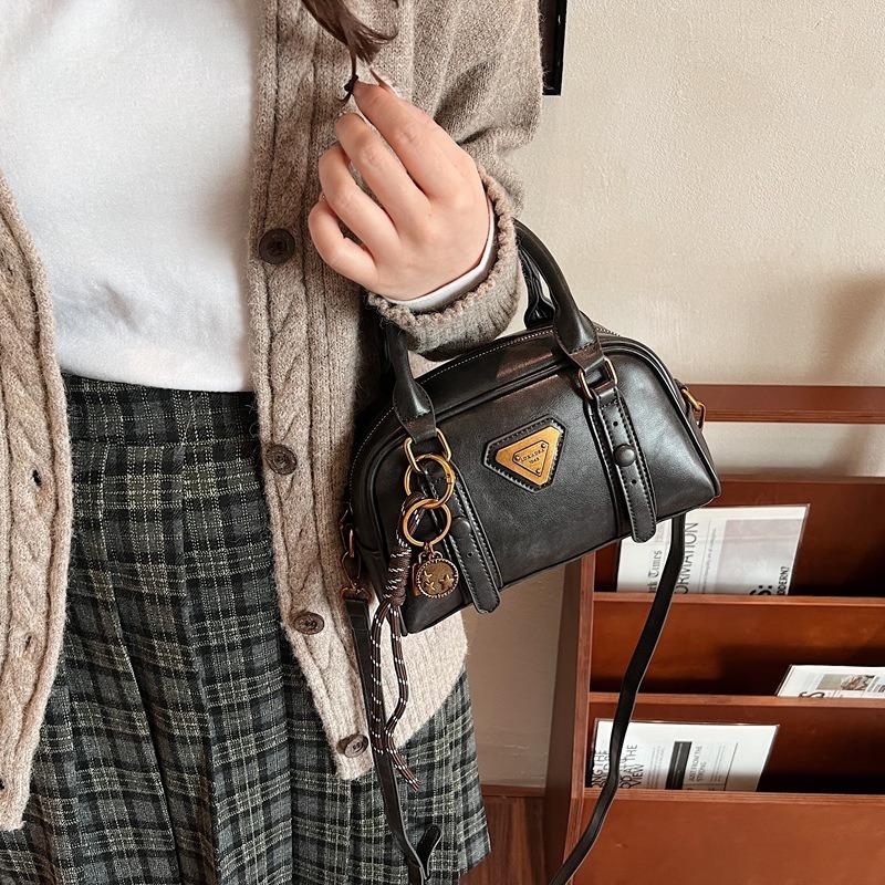 Retro High-End Handkissen Tasche Damen Herbst und Winter Neue Mode Lässig Pendeln Schulter Umhängetasche