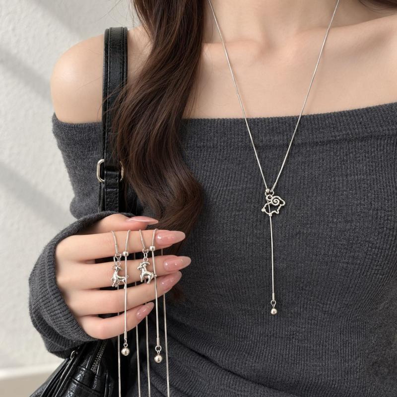 Silver Splicing Pull Asymmetric Sheep Pendant Necklace Long Sweater Chain Anti-Fade Trendy Jewelry for Music Festival Accessory