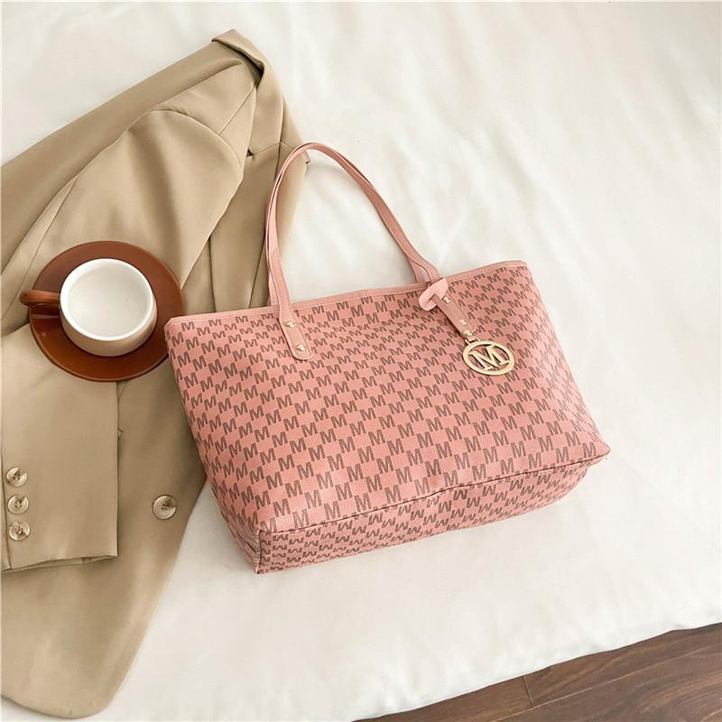 Taška Dámská 2025 Nová Móda Všestranný Niche Design Třída Taška přes Rameno Do Ruky Kabelka