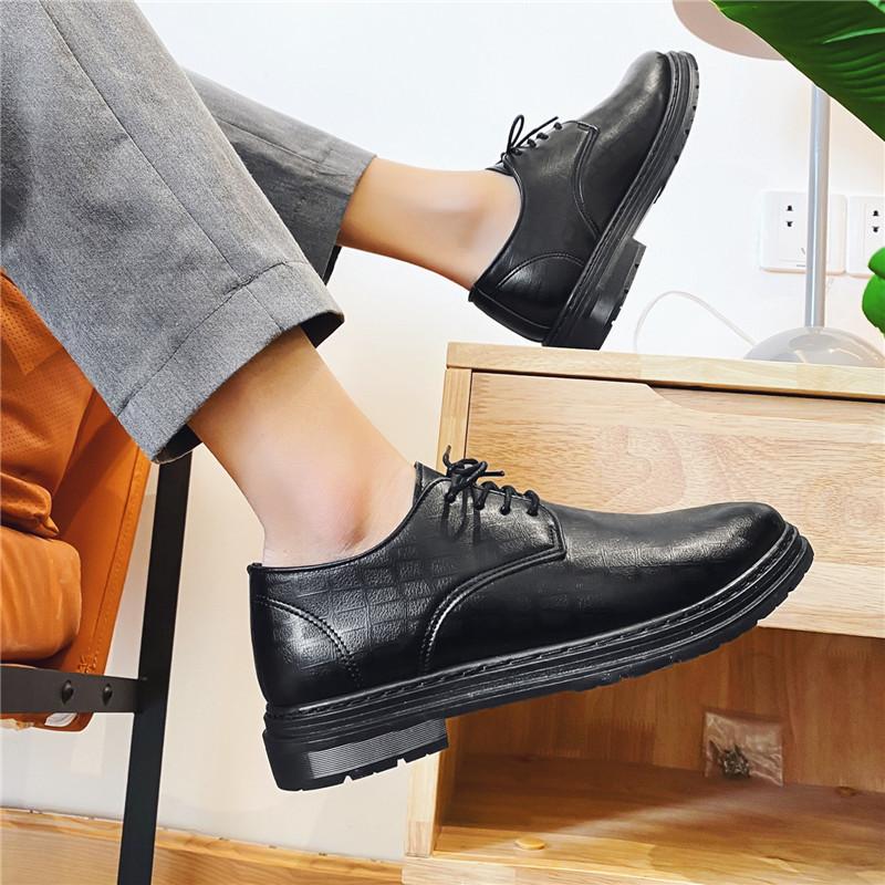Fashion Pointed Toe Leather Shoes Men Casual Business Shoes British Style Lace-up Dress Shoes Fashion Black Working Shoes for Office