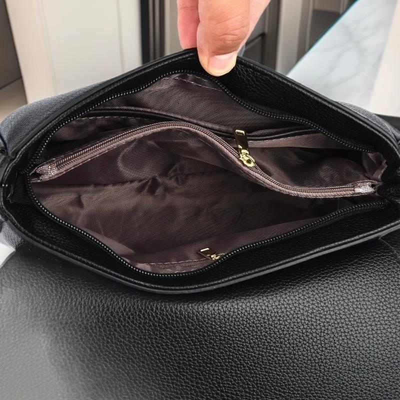 Korean Style Women's Shoulder Bag - Trendy, Textured, Large Capacity Crossbody for Simple Commuting & Fashionable Look