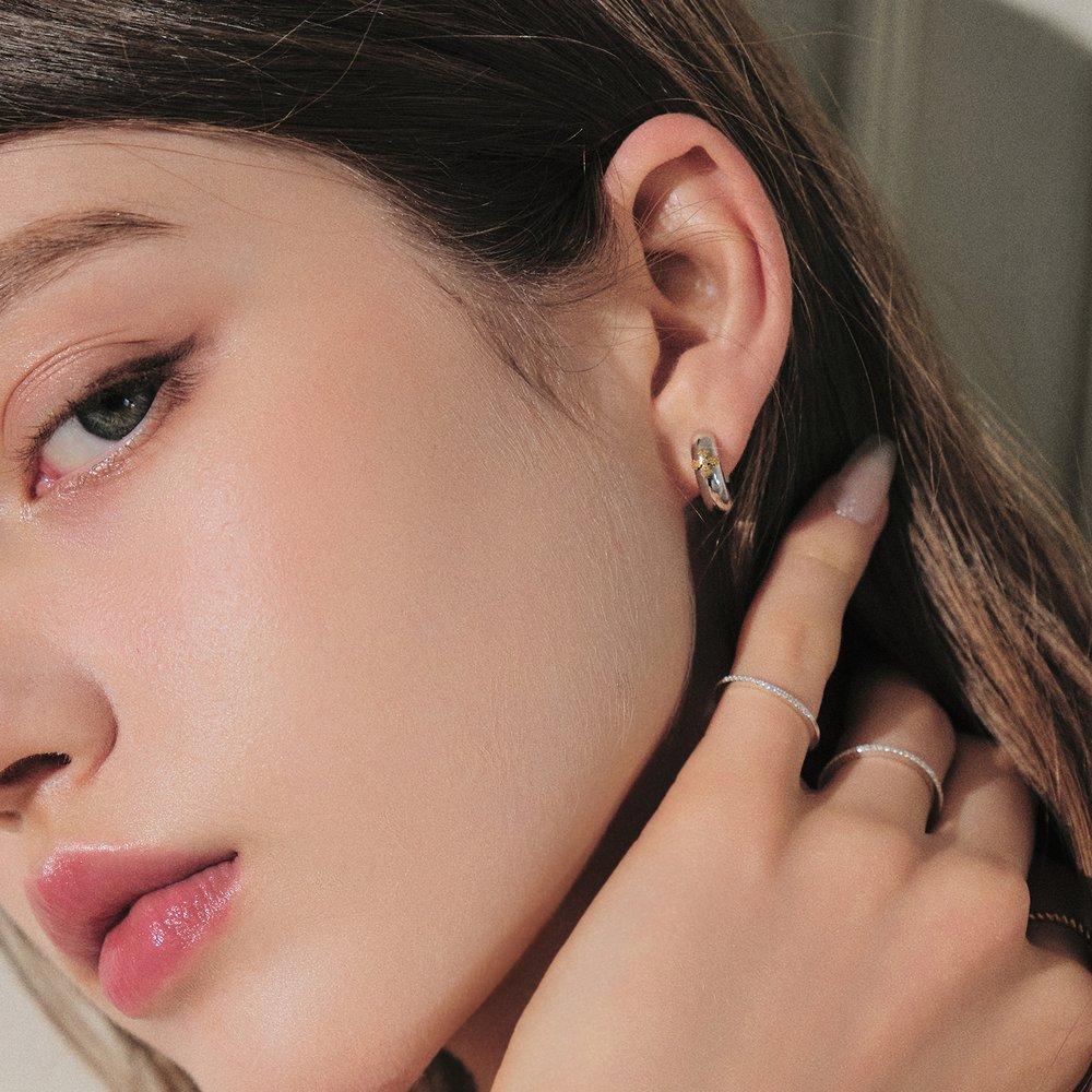 Epoch Diana Mini Hoop Earrings
