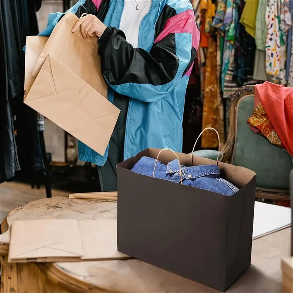 Kraft paper bags, gift packaging bags, Christmas and birthday gift boxes, decorative storage bags, foldable handbags, souvenirs