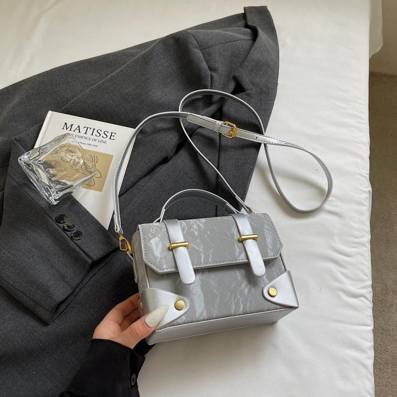 New high-value niche fashion bag women's trend small square bag simple fashion handbag