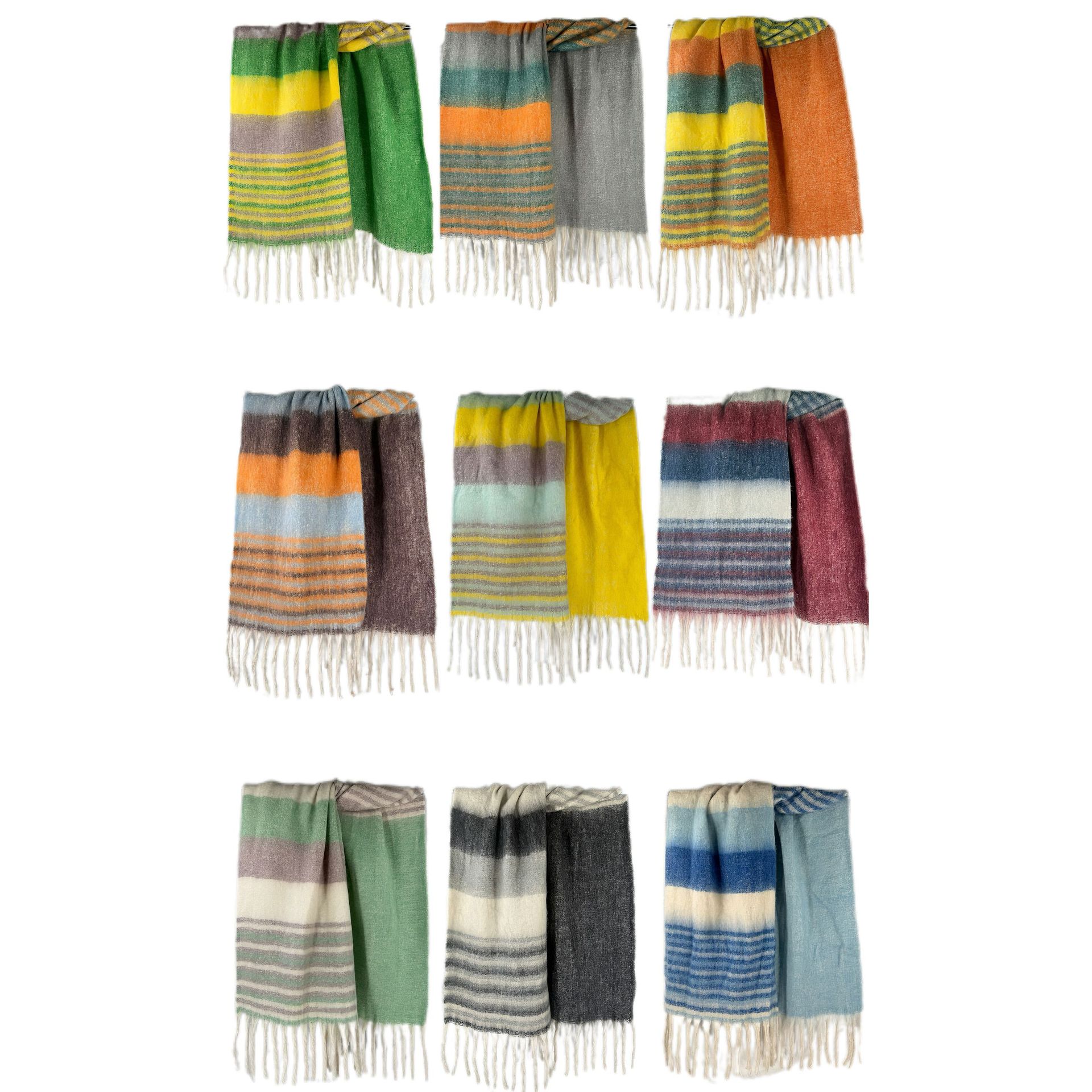 

New autumn and winter niche design gradual change color matching scarf women s winter thickened warm imitation cashmere shawl 220 * 50 (including tassel) світло-синій колір