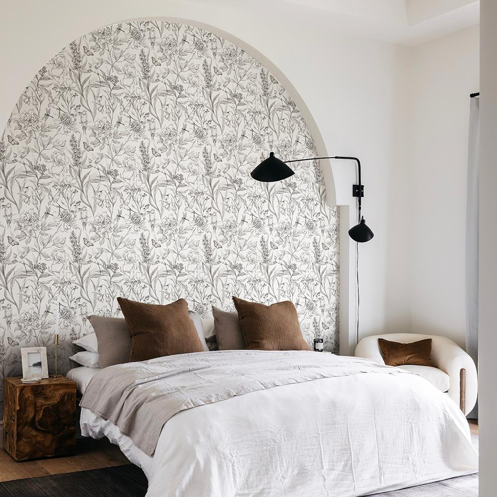 White Sketch Flowers Peel and Stick Wallpaper Floral Line Vinyl Waterproof Durable Cabinet Stickers Elegant Removable Home Decor