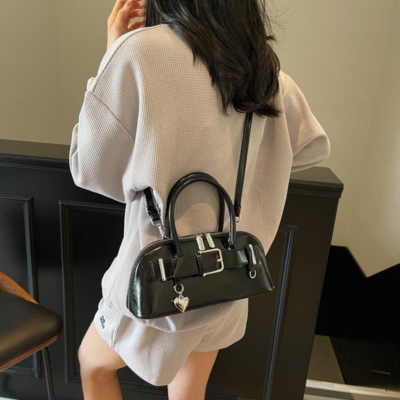 Korean niche women's bags 2025 spring and summer new fashionable versatile belt buckle horizontal small bag lazy commuter women's bags