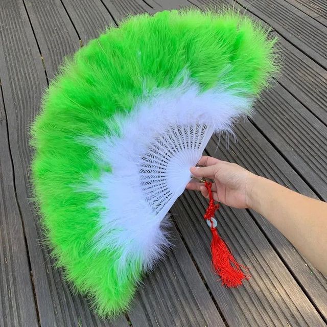 Lolita-Feder-Faltfächer, japanisches süßes Feenmädchen, dunkle Gothic-Hoftanz-Handfächer, Kunsthandwerk, Geschenk, Hochzeit, Party-Dekoration