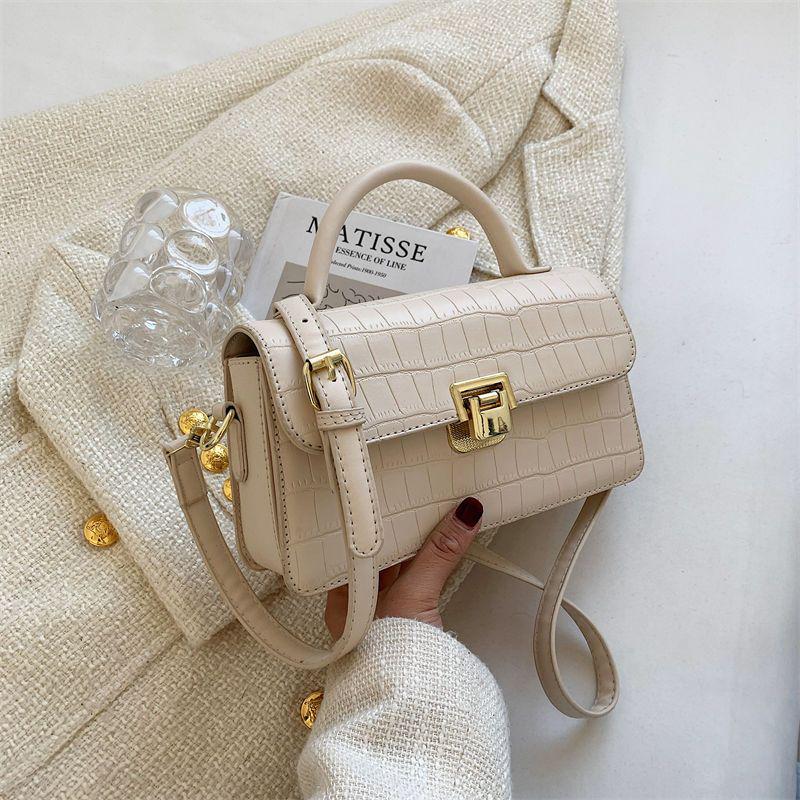 2025 Popular Women's Retro Niche Crossbody Bag - Korean Style Versatile Small Shoulder Handbag