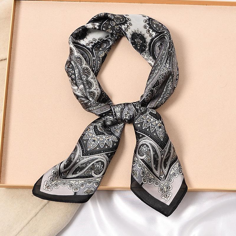 Vysoce kvalitní hedvábný šátek: 70cm Módní dámský čtvercový šátek, Celoroční, Lehký na jaro, podzim, léto, nebo jako stylový doplněk ke košili.