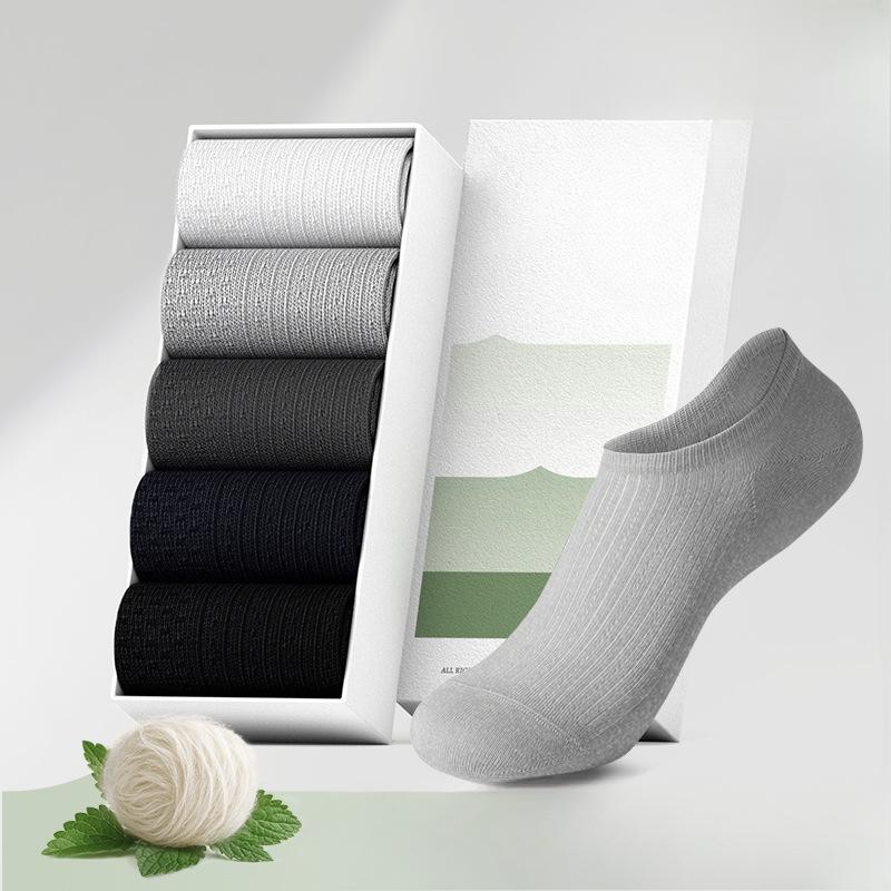 

Men s Summer Thin Invisible Mesh Breathable and Cool Boat Socks 1 pair білий