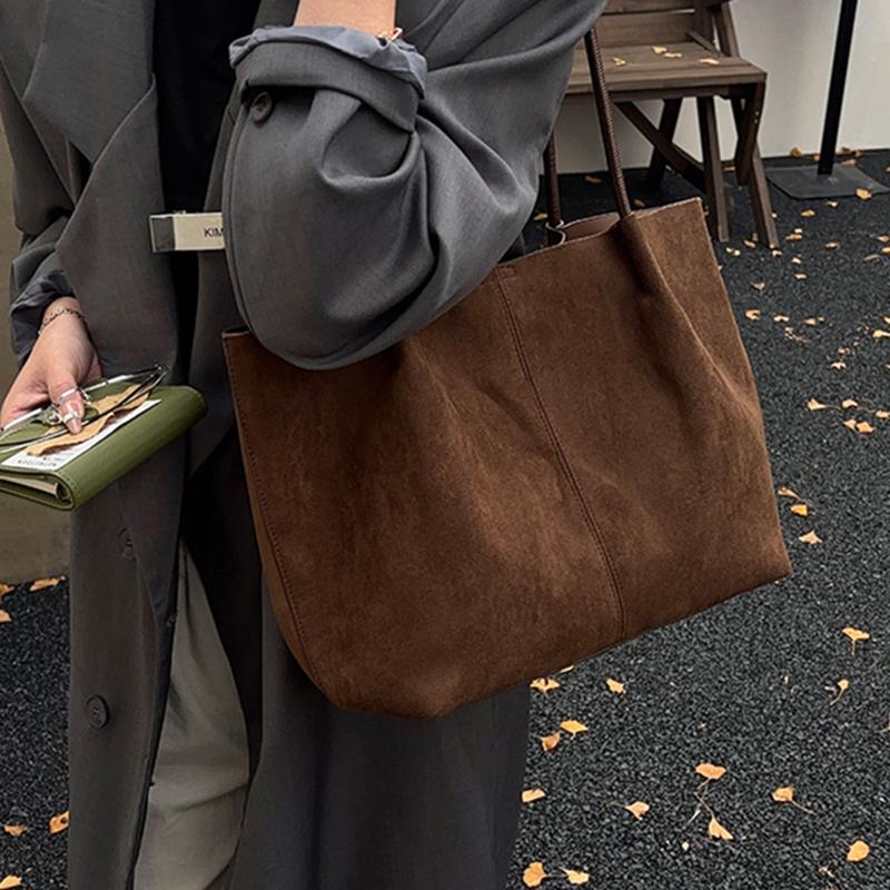 Jesień/Zima Nowa Retro Zamszowa Torba na Ramię Modna i Codzienna Damska Torba Codzienna do Dojazdów z Małą Torebką