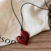 Red Heart Pendant Necklace Vintage 80s Aesthetic Love Inspired Choker New Fashion Romantic Heart Necklace for Women