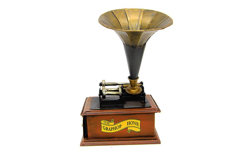 

Декоративная металлическая шкатулка для граммофона