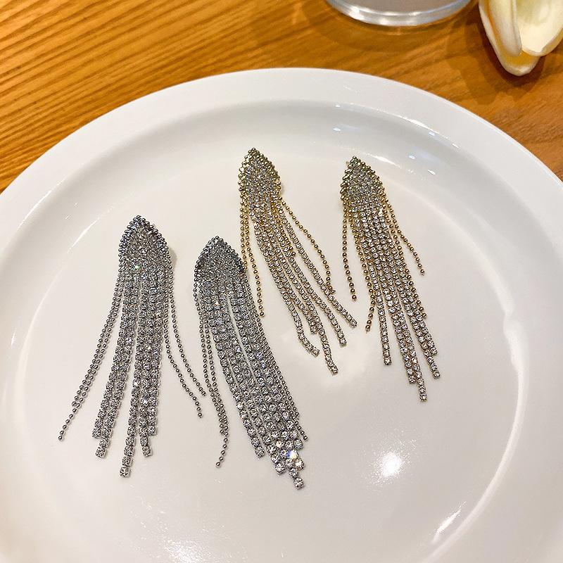 European and American exaggerated atmosphere flash diamond fringed earrings light luxury long earrings dress earrings women