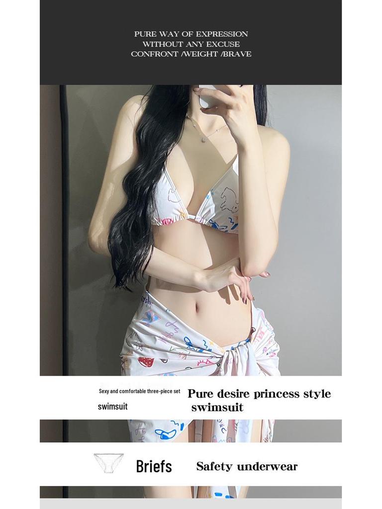 European-American Minimalist Deep V Print Bikini Set with Sexy Cover-Up Skirt