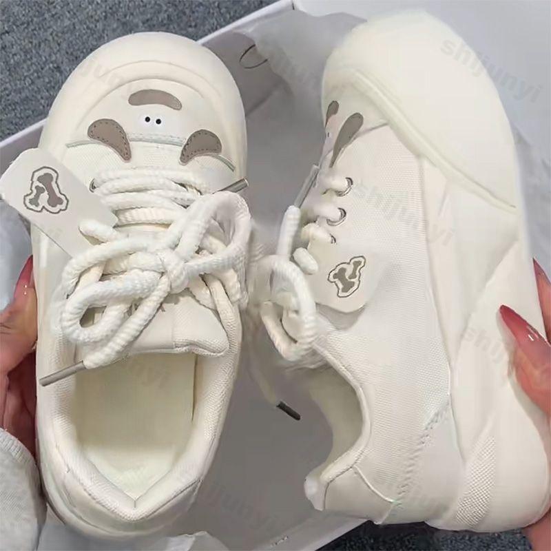 Women's White Shoes 2026 Spring Autumn New Lace Up Cute Platform Casual Shoes Non Slip Comfortable Height Increase Board Shoes