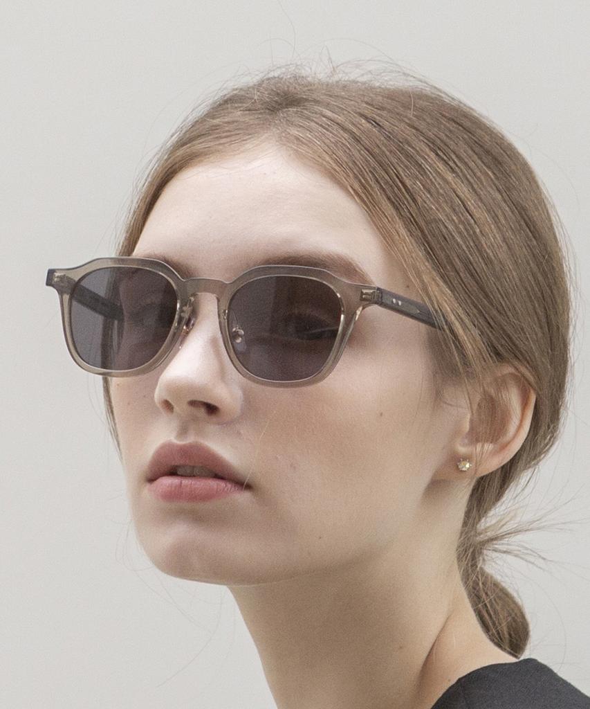 Odeuaiweeo L-Four Sunglasses Light Brown