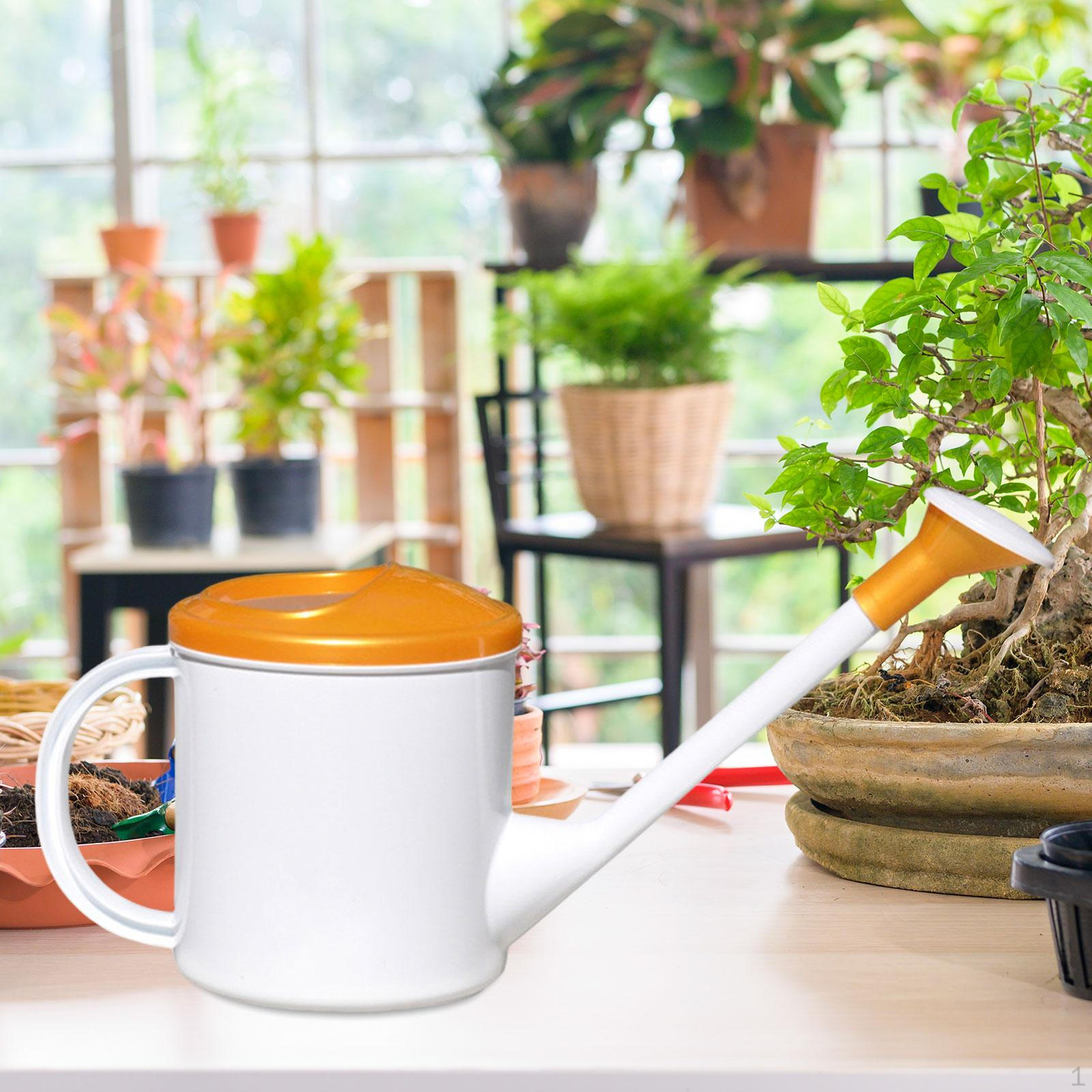 

Лейка 1,5 л, Современная, Удобная ручка со съемной насадкой-распылителем для комнатных цветов жёлтый