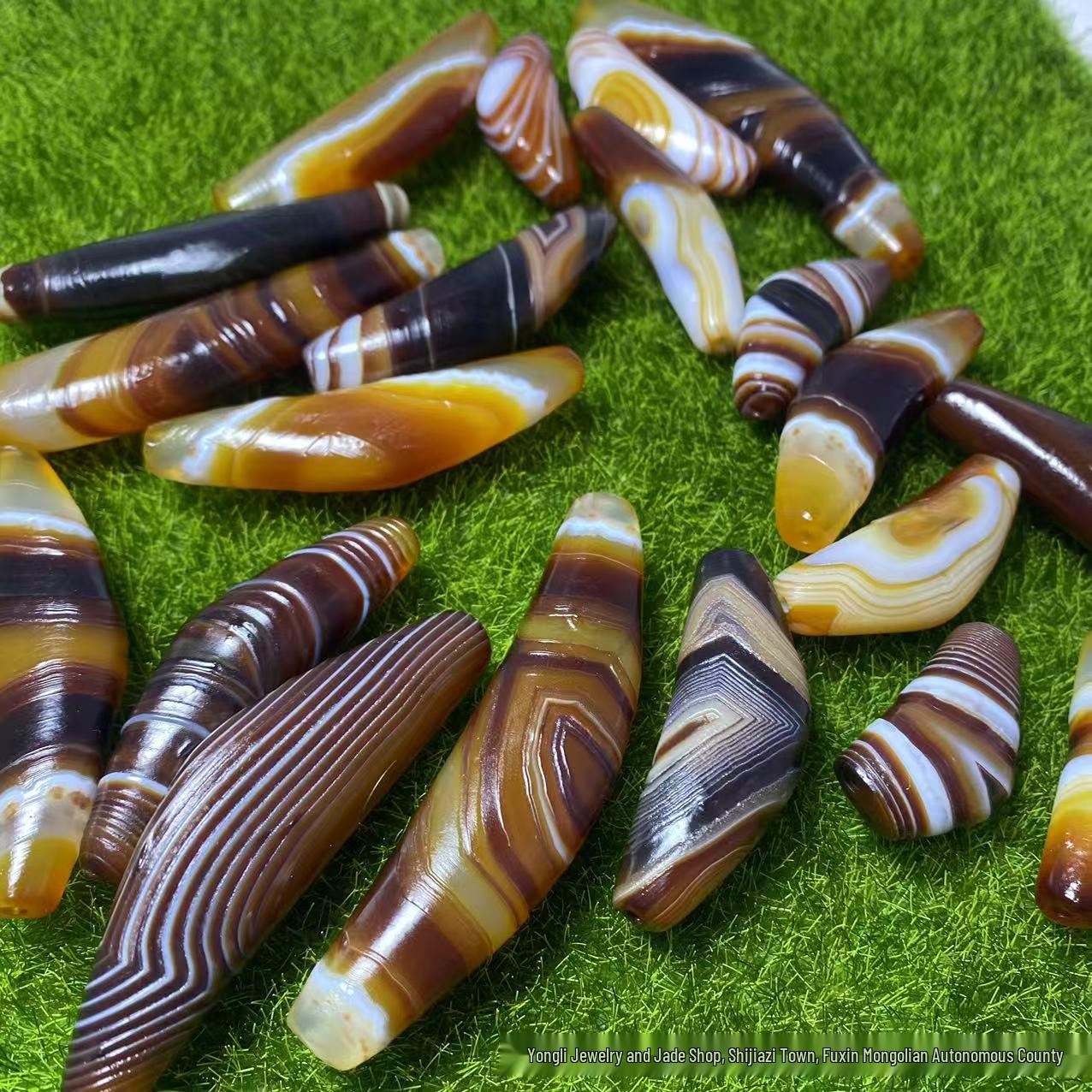 Coffee-Colored High-Oil Patinated Silk-Wrapped Agate Cow Horn Beads for Pendants Silk-wrapped Agate