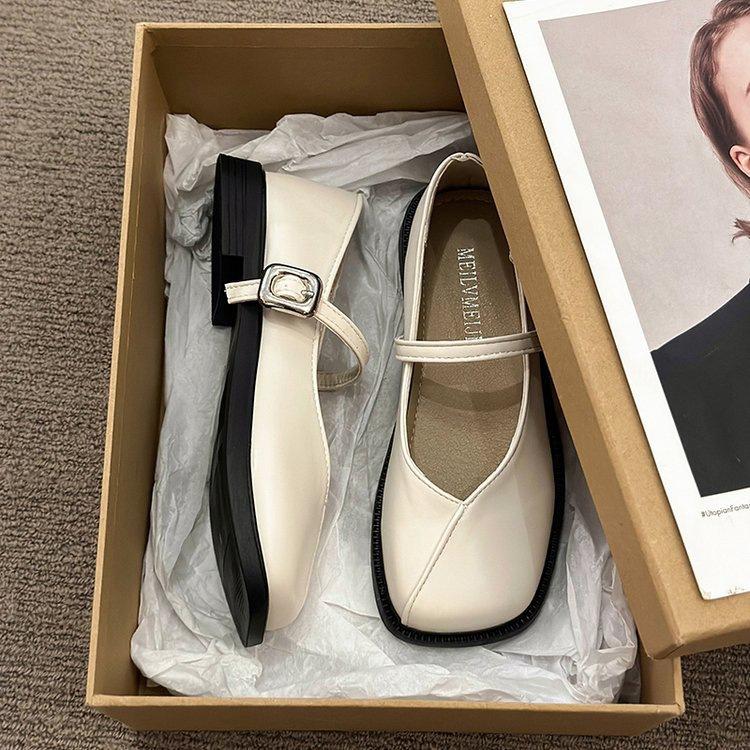 French Small Leather Shoes Women's 2025 New Autumn with Skirt Mary Jane Women's Shoes Evening Flat-bottomed Love Shallow Mouth Single Shoes