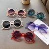New Fashionable Children Sunglasses Cute Cat Eyeframe Boys and Girls Trendy Dressing Baby Outdoor Decoration Eyewear Uv400