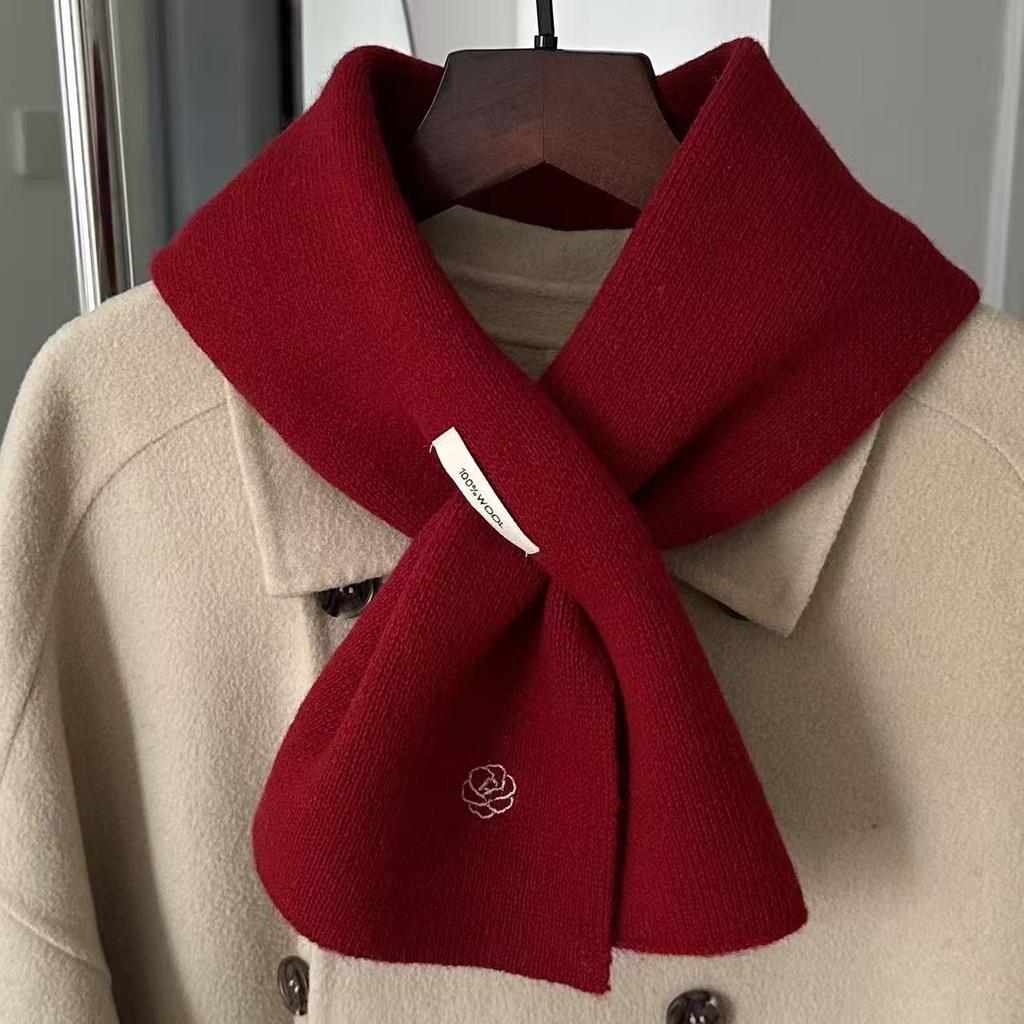 Luxurious Women's Red Cashmere Wool Scarf - Cozy Autumn/Winter Neck Warmer & Perfect Gift for Mom or Elders