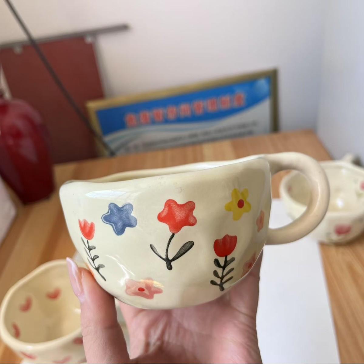 

Керамические кружки с неровным цветком, сделанные вручную, кофейные чашки, молочные чайные чашки, кружки для завтрака с овсянкой в корейском стиле, кружки для напитков, кухонные чашки