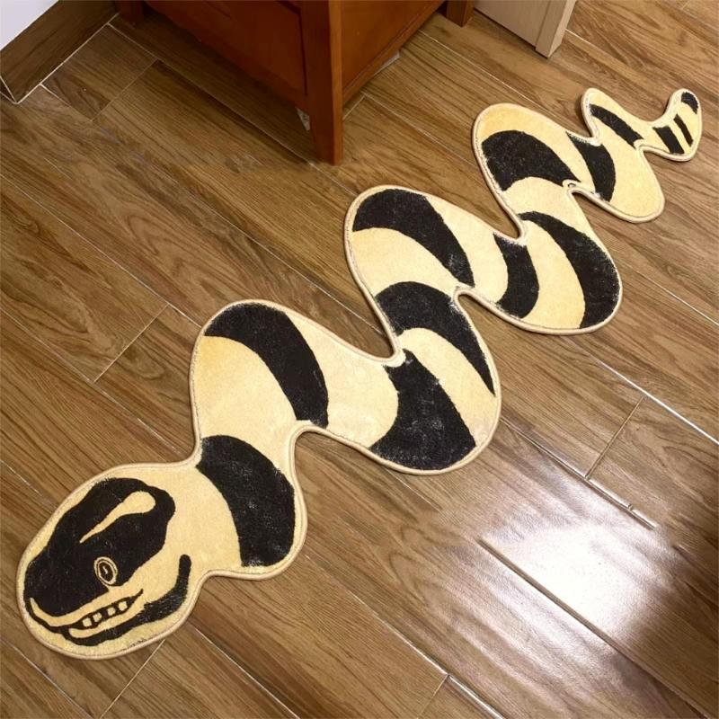 Creative Nonslip Snake Carpet Decorative Animal Carpet Home Decoration Safety Floor Mat for Living Room Bedroom Kitchen